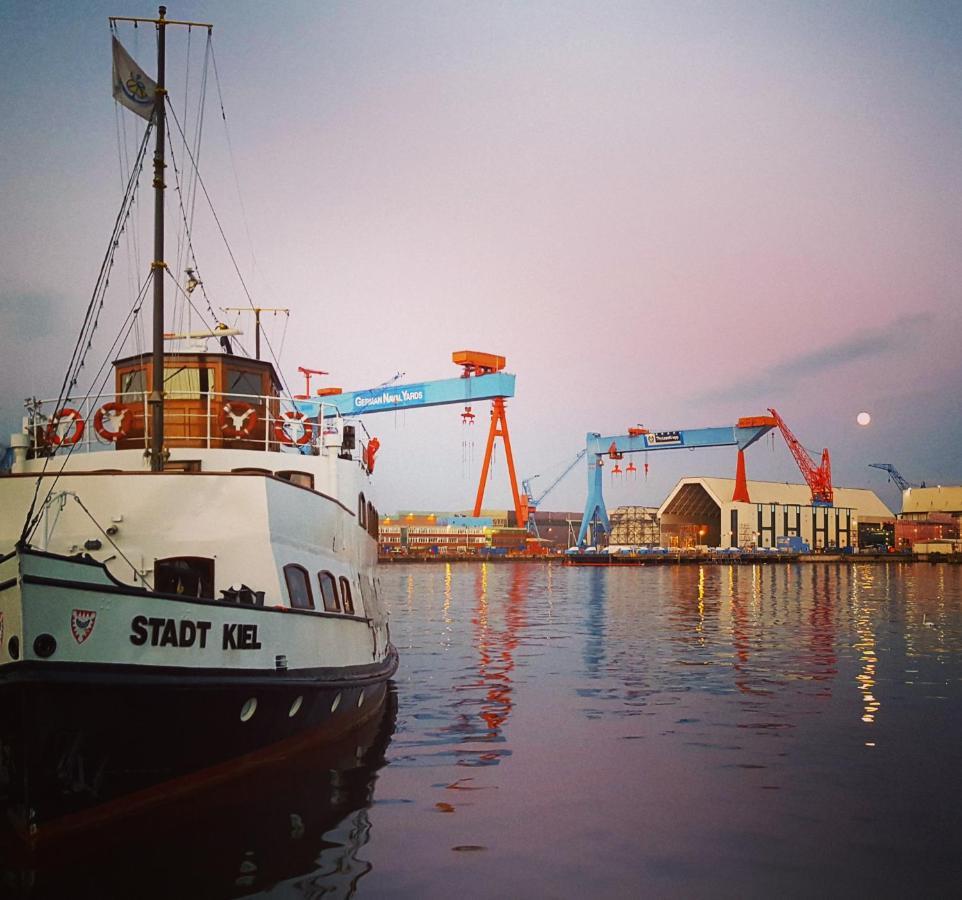 Kieler Eiderparadies Flintbek Exterior foto